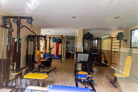 Apartamento à venda com 126m², 2 quartos e 2 vagas Apartamento à venda com 126m², 2 quartos e 2 vagasAcademia