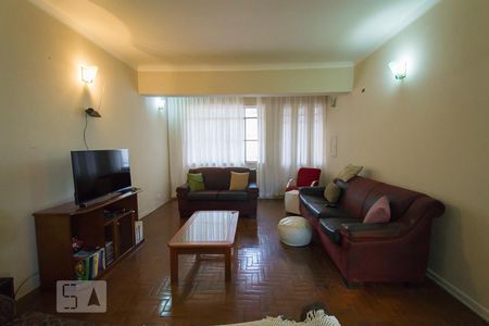 Sala de casa à venda com 3 quartos, 180m² em Vila Moinho Velho, São Paulo