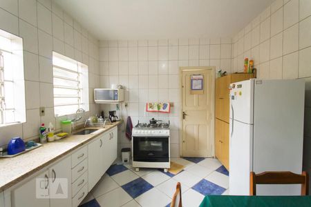 Casa à venda com 180m², 3 quartos e 6 vagasCozinha