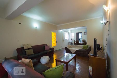 Sala de casa à venda com 3 quartos, 180m² em Vila Moinho Velho, São Paulo