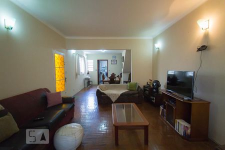 Sala de casa à venda com 3 quartos, 180m² em Vila Moinho Velho, São Paulo