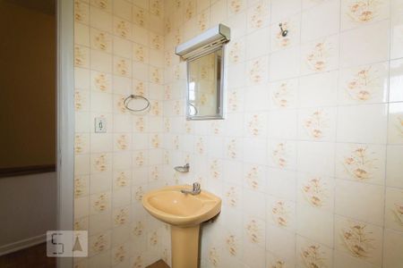 Casa à venda com 180m², 3 quartos e 6 vagasBanheiro