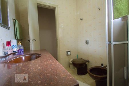 Casa à venda com 180m², 3 quartos e 6 vagasBanheiro