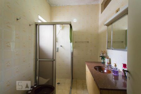 Casa à venda com 180m², 3 quartos e 6 vagasBanheiro