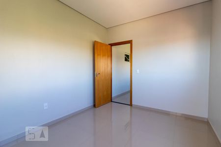 Quarto 1 de apartamento para alugar com 2 quartos, 80m² em Setor Habitacional Vicente Pires - Trecho 3, Brasília