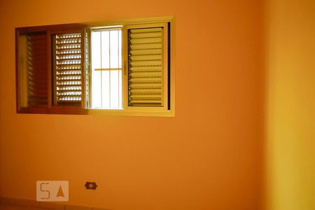 Quarto 2 de casa para alugar com 3 quartos, 170m² em Vila Ré, São Paulo