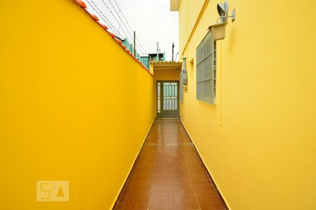 Casa para alugar com 170m², 3 quartos e 1 vaga Casa para alugar com 170m², 3 quartos e 1 vagaCorredor