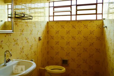 Casa para alugar com 170m², 3 quartos e 1 vaga Casa para alugar com 170m², 3 quartos e 1 vagaBanheiro Vista Ampla