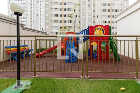 Apartamento à venda com 42m², 2 quartos e 1 vaga Apartamento à venda com 42m², 2 quartos e 1 vagaÁrea comum - Playground
