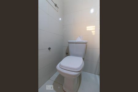 Casa para alugar com 278m², 5 quartos e 2 vagas Casa para alugar com 278m², 5 quartos e 2 vagasBanheiro da Suíte