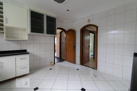 Casa para alugar com 278m², 5 quartos e 2 vagas Casa para alugar com 278m², 5 quartos e 2 vagasCozinha