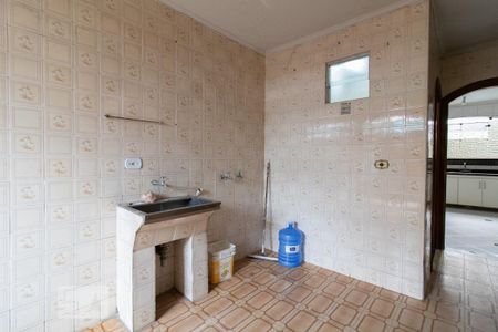 Casa para alugar com 278m², 5 quartos e 2 vagas Casa para alugar com 278m², 5 quartos e 2 vagasLavanderia
