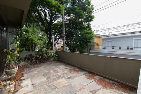 Casa para alugar com 278m², 5 quartos e 2 vagas Casa para alugar com 278m², 5 quartos e 2 vagasVaranda