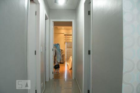 Corredor de apartamento à venda com 3 quartos, 70m² em Vila Carrao, São Paulo