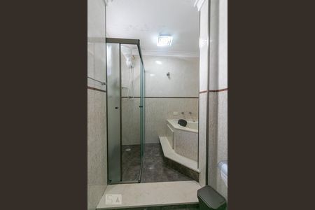 Casa à venda com 230m², 3 quartos e 5 vagasBanheiro da Suíte 3