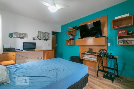 Casa à venda com 230m², 3 quartos e 5 vagasSuíte 2