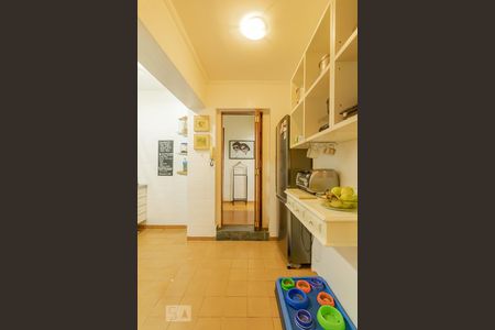 Casa à venda com 240m², 5 quartos e 2 vagasCozinha 1
