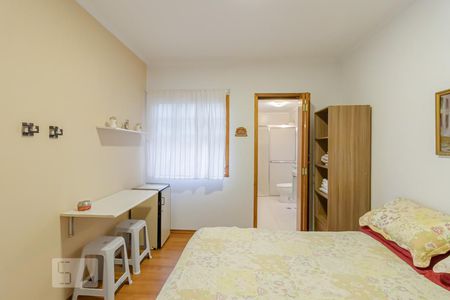 Casa à venda com 240m², 5 quartos e 2 vagasSuite 3