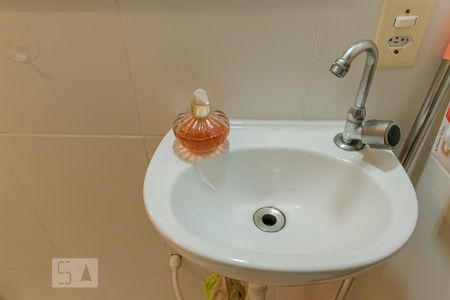 Casa à venda com 240m², 5 quartos e 2 vagasBanheiro da Suite 1