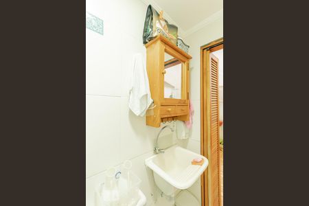 Casa à venda com 240m², 5 quartos e 2 vagasBanheiro de Serviço