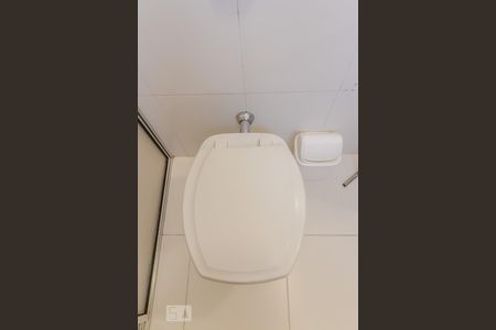 Casa à venda com 240m², 5 quartos e 2 vagasBanheiro da Suite 3