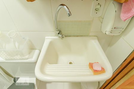 Casa à venda com 240m², 5 quartos e 2 vagasBanheiro de Serviço