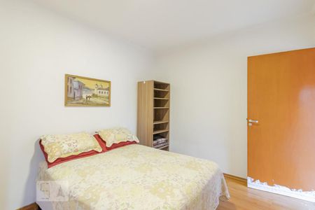 Casa à venda com 240m², 5 quartos e 2 vagasSuite 3