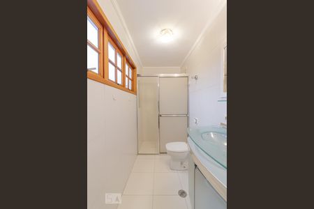 Casa à venda com 240m², 5 quartos e 2 vagasBanheiro da Suite 3