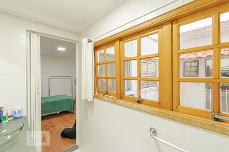 Casa à venda com 240m², 5 quartos e 2 vagasBanheiro da Suite 2