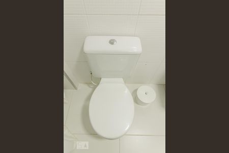 Casa à venda com 240m², 5 quartos e 2 vagasBanheiro da Suite 2