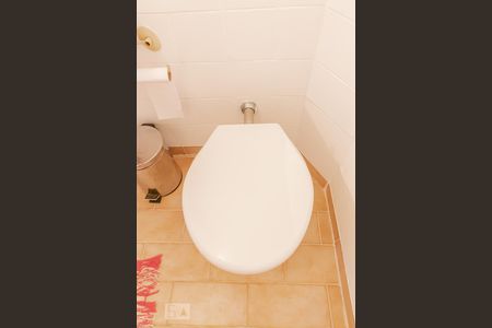 Casa à venda com 240m², 5 quartos e 2 vagasBanheiro