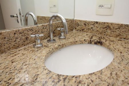 Apartamento para alugar com 56m², 2 quartos e 2 vagas Apartamento para alugar com 56m², 2 quartos e 2 vagasBanheiro 2 - Pia