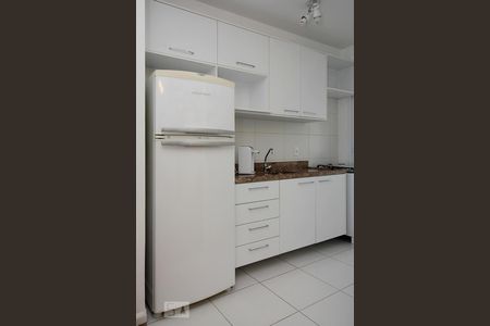 Apartamento para alugar com 56m², 2 quartos e 2 vagas Apartamento para alugar com 56m², 2 quartos e 2 vagasCozinha - Armários