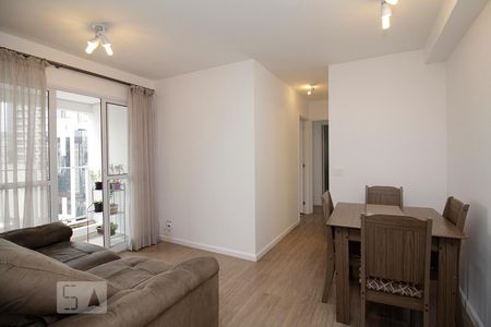 Sala e Corredor de apartamento para alugar com 2 quartos, 56m² em Vila Pompéia, São Paulo