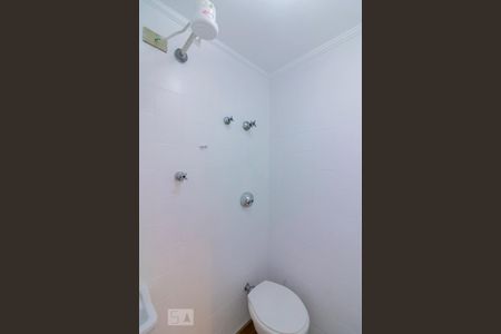 Apartamento para alugar com 85m², 2 quartos e 1 vaga Apartamento para alugar com 85m², 2 quartos e 1 vagaBanheiro de Serviço