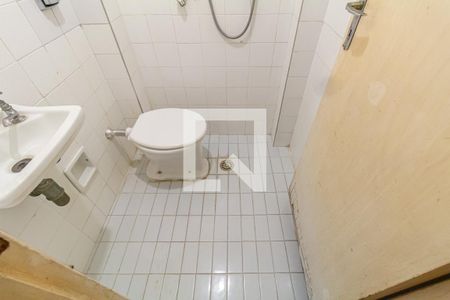 Apartamento à venda com 110m², 4 quartos e 1 vaga Apartamento à venda com 110m², 4 quartos e 1 vagaBanheiro de Serviço