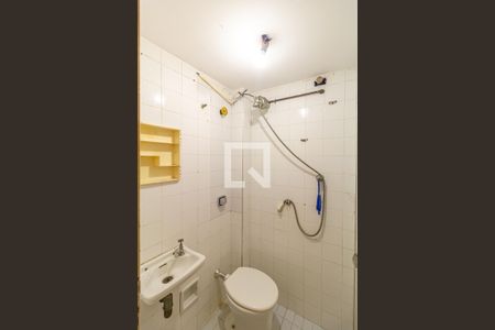 Apartamento à venda com 110m², 4 quartos e 1 vaga Apartamento à venda com 110m², 4 quartos e 1 vagaBanheiro de Serviço