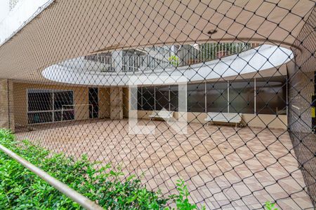 Apartamento à venda com 110m², 4 quartos e 1 vaga Apartamento à venda com 110m², 4 quartos e 1 vagaÁrea comum - Salão de festas