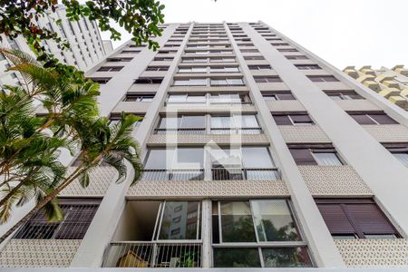 Apartamento à venda com 110m², 4 quartos e 1 vaga Apartamento à venda com 110m², 4 quartos e 1 vagaFachada