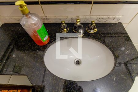 Apartamento à venda com 110m², 4 quartos e 1 vaga Apartamento à venda com 110m², 4 quartos e 1 vagaBanheiro 2