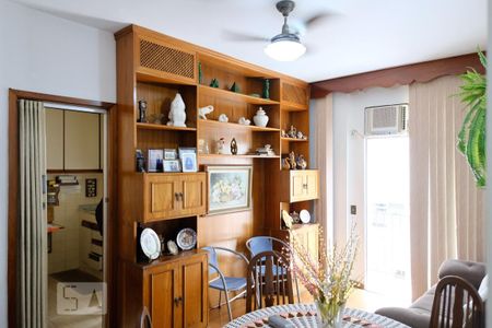Sala de apartamento para alugar com 2 quartos, 62m² em Vila Isabel, Rio de Janeiro