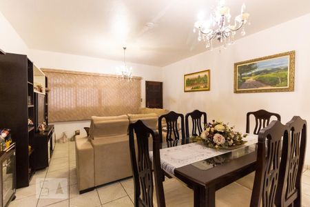 Sala de casa à venda com 4 quartos, 175m² em Jardim Popular, São Paulo