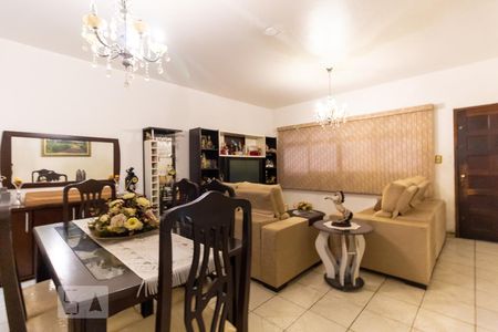 Sala de casa à venda com 4 quartos, 175m² em Jardim Popular, São Paulo