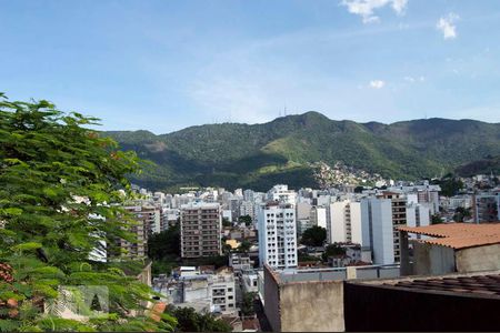 Casa à venda com 220m², 3 quartos e sem vagaVista da Rua