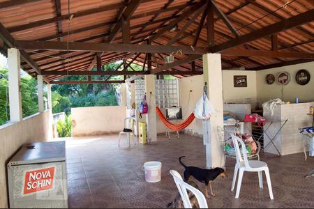 Casa à venda com 220m², 3 quartos e sem vagaTerraço