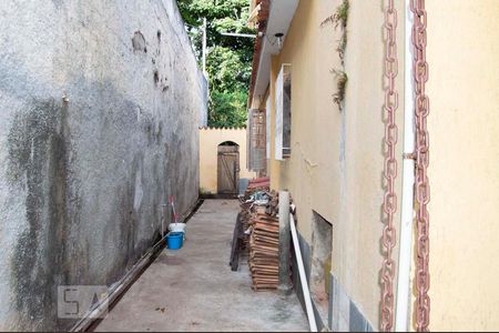 Casa à venda com 220m², 3 quartos e sem vagaQuintal