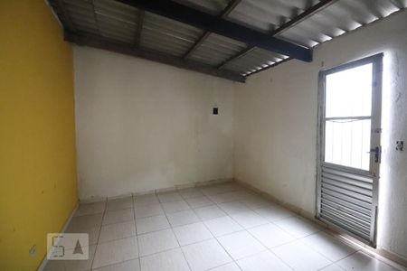 Dormitório de casa à venda com 5 quartos, 200m² em Vila Linda, Santo André