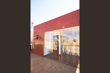 Apartamento à venda com 180m², 4 quartos e 2 vagasVaranda