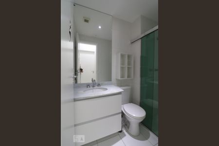 Apartamento para alugar com 65m², 3 quartos e 1 vagaBanheiro
