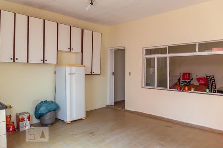 Casa à venda com 179m², 2 quartos e 2 vagasCozinha 2